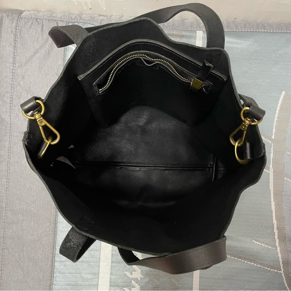 The Medium Transport Tote - Picture 9 of 9